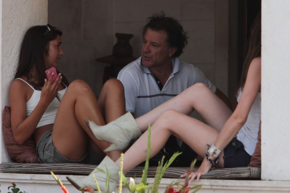 Opuštanje braće Mamić na Hvaru prije odlaska u Moldaviju