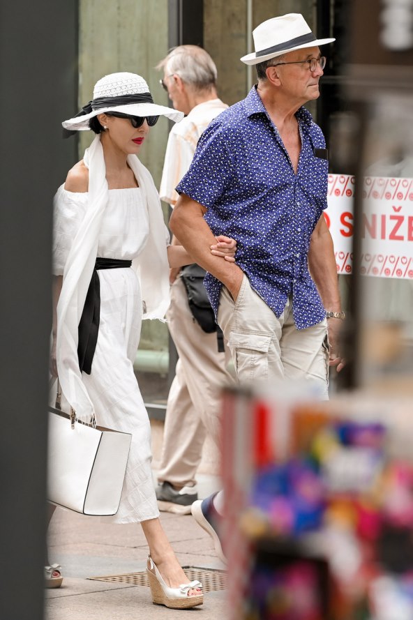 Elegantni par na špici.jpg