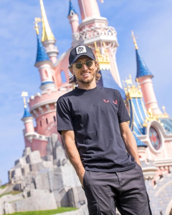 Luka Modrić u Disneylandu