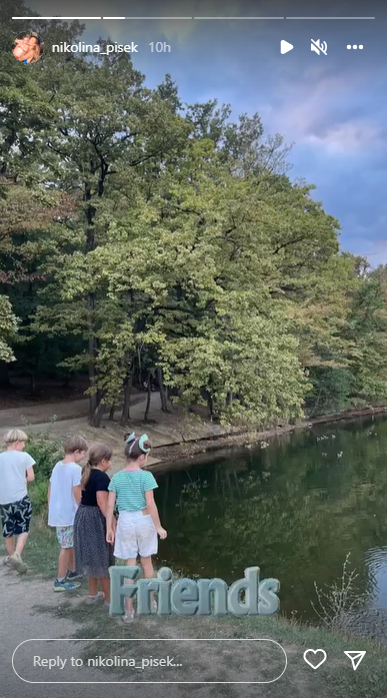 Una Sofija Ristović s prijateljima u Maksimiru