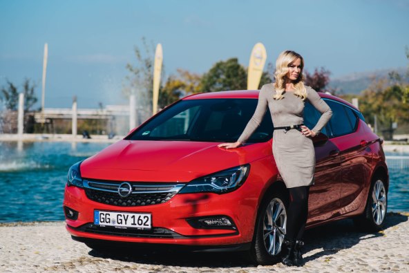 Profinjena elegancija nove Opel Astre testirana u netaknutoj prirodi Buškog jezera