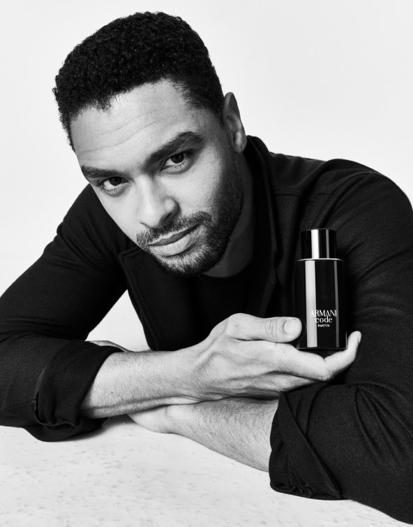2022_ARMANI CODE_EDITORIAL VISUA.jpg