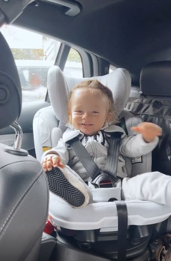 Bloom Tatarinov se smije Maji Šuput