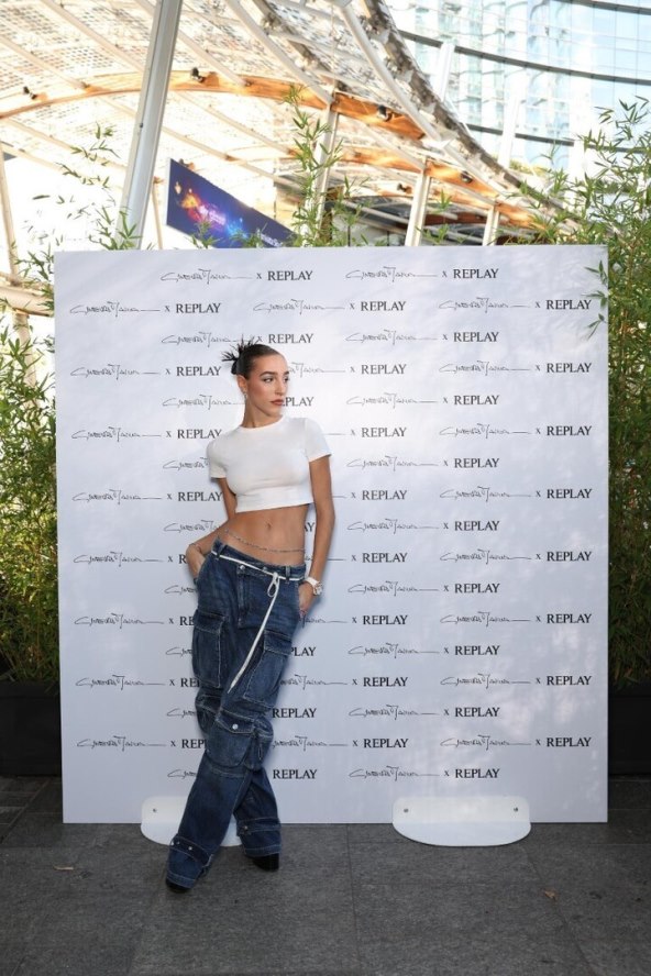 Replay_image00008 (Medium).jpg