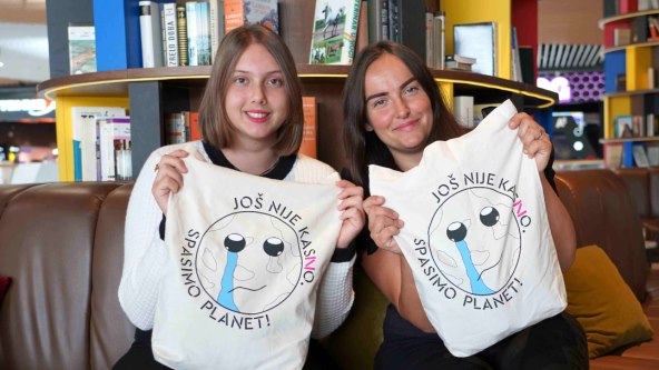 Z_dizajn_pamucne vrecice_ Lara i Jelena(1)(1)(1).jpg