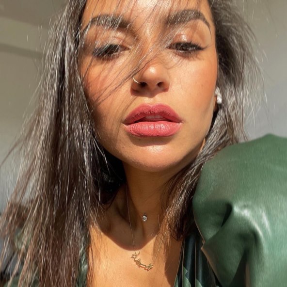 Influencerica Chay Mae