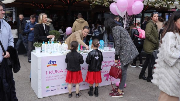 Sponzori na Story Pink Festu.jpg