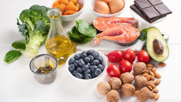 Losos i avokado su namirnice koje potiču stvaranje kolagena