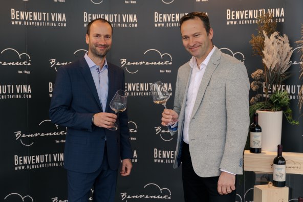 Nikola i Albert Benvenuti.jpg