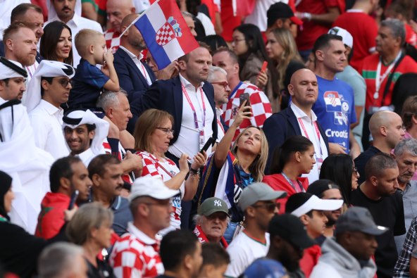 Roditelji i sestra Luke Modrića bodrili su ga s tribina na stadionu u Katru