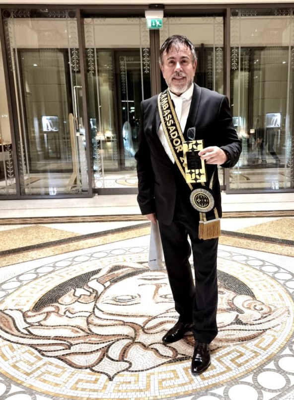 WhatsApp Image 2022-12-01 at 09.48.33.jpg