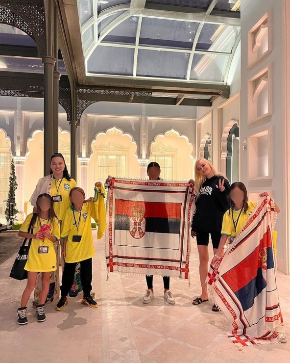 Adriana Lima i Sofija Milošević zajedno u Katru