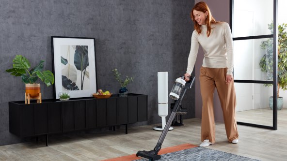 Bespoke Jet Complete Misty White Key Visual 6 iSite EN jpg(1).jpg