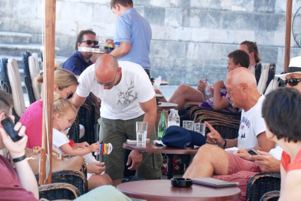 Davor Štern opušteno u Dubrovniku