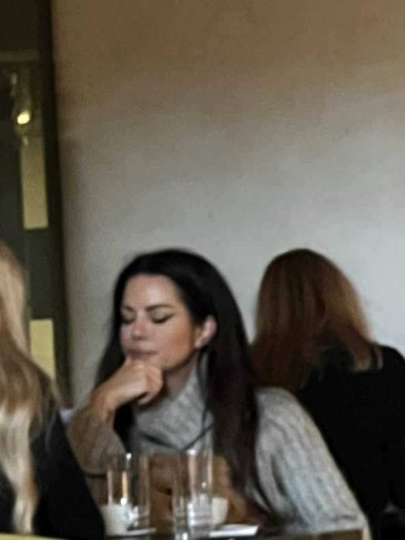 Nikolina Pišek na kavi