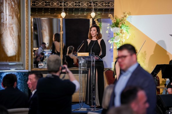 Izabela Vrtar izvrsno se snaša u ulozi voditeljice.jpg