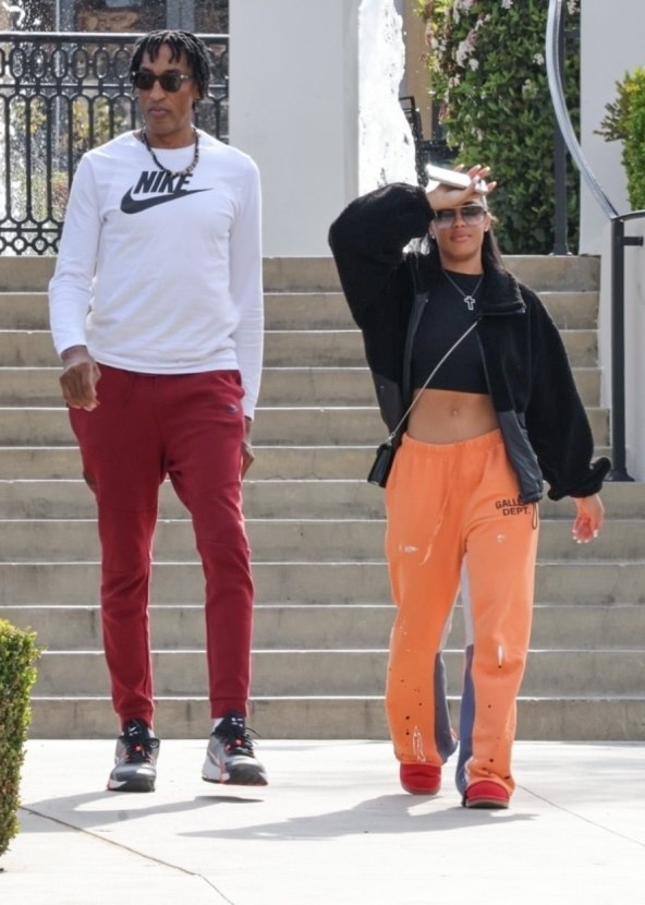 Scottie Pippen u društvu misteriozne djevojke