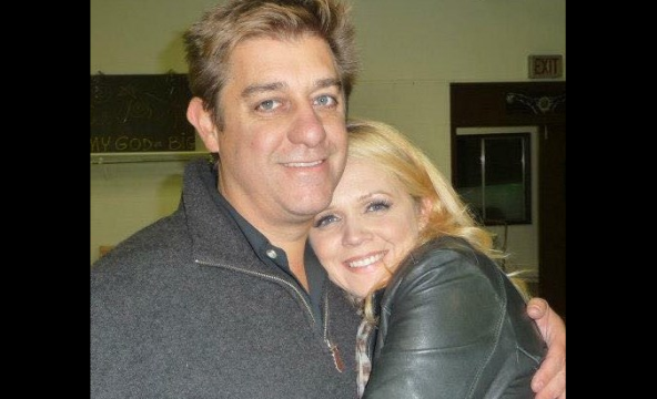 SVEĆENIK U BOLNIČKOJ SOBI Operiran suprug Tatjane Matejaš Cameron