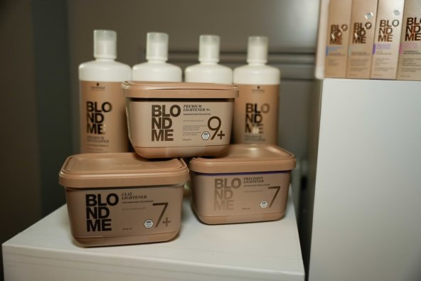 BlondMe x Evelin 1.jpg
