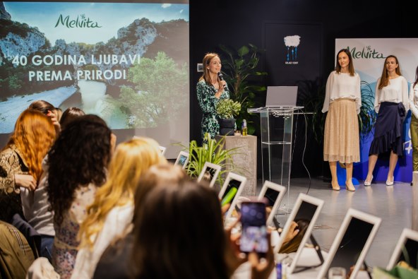 Dubravka Pacak - zamjenica direktora.jpg