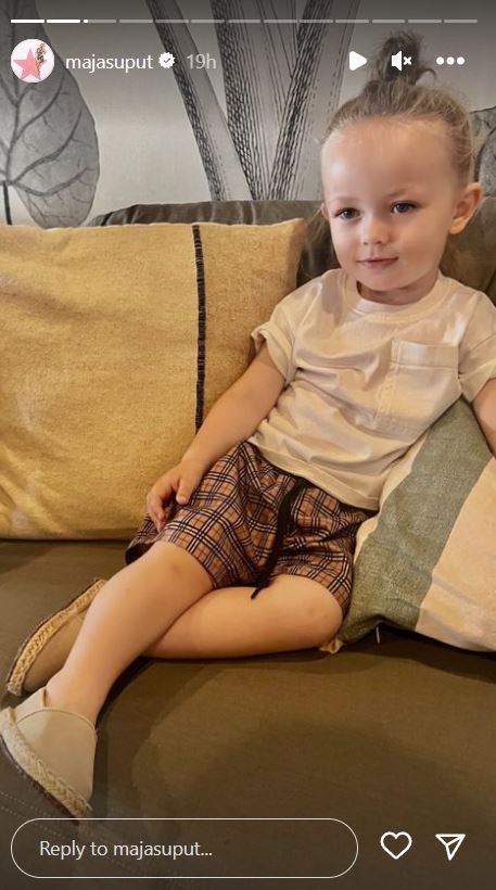 Bloom Tatarinov na otoku