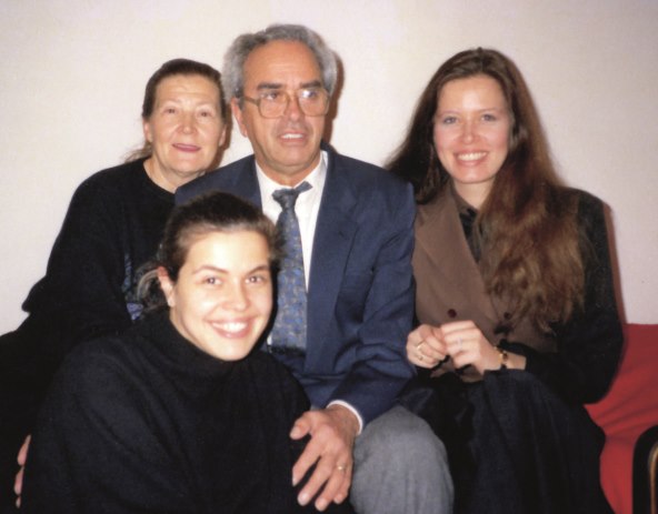 Ena Begović i Mia Begović