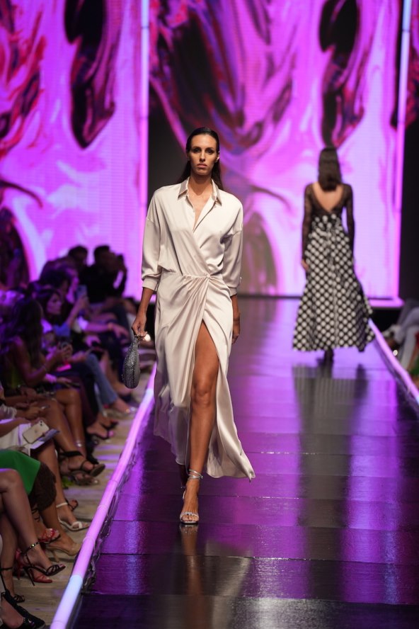 PINKO revija FW 23_19.jpg