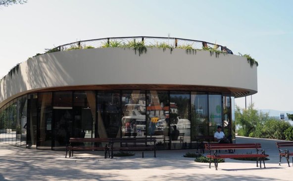 DUBoak interpetacijski centar.jpg