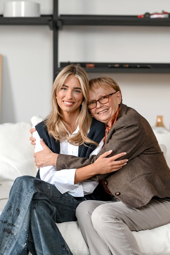 Nivea Elena Dizar i baka Marica