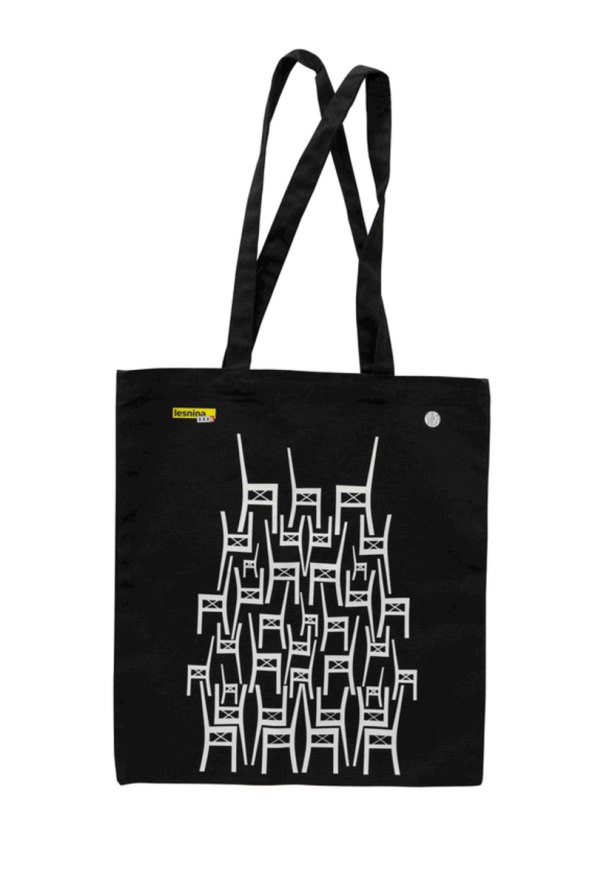 90150041_03_Bijele stolice_mala Lesnina torba_F01.jpg