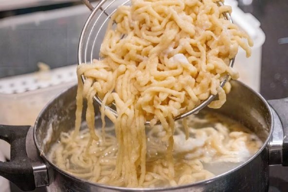 3 recepta za domaću tjesteninu - špecle, trganci, krpice sa zeljem