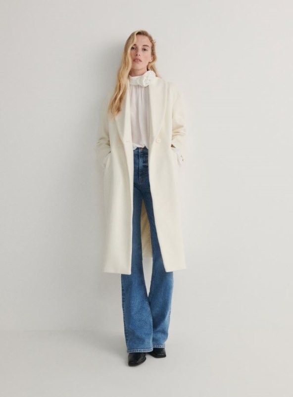 Kaput s visokim udjelom vune/ Reserved/ 49,99 EUR