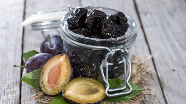 Kako se provodi dijeta sa suhim šljivama koja skida kilogram dnevno