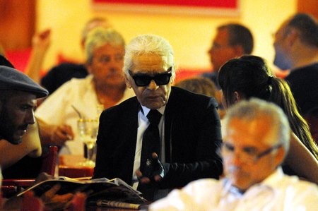 Karl Lagerfeld uživa u St.Tropezu
