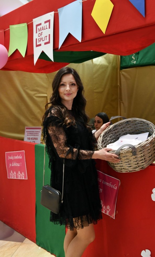 Ivan Zak oduševio publiku na rođendanskoj proslavi centra Mall of Split