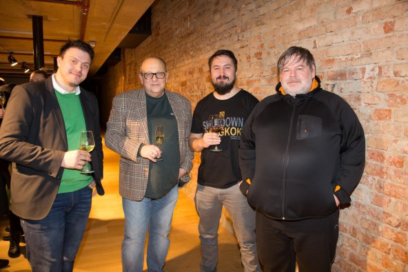 Kultni Eli's Caffe izložbom u Laubi proslavio 10 godina