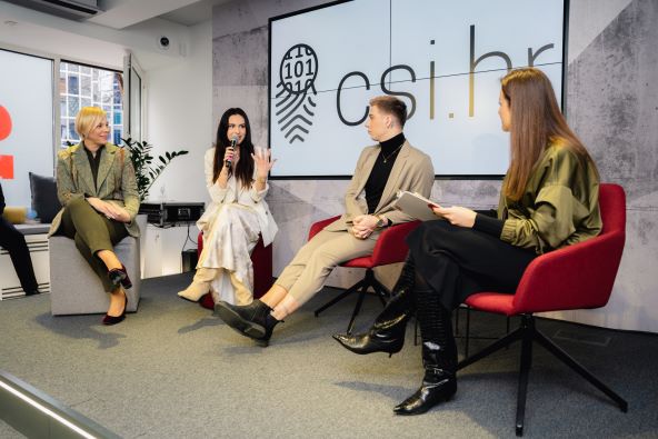 Iva Ančić, Nika Pavičić, Marco Cuccurin, Dubravka Štefanac.jpg