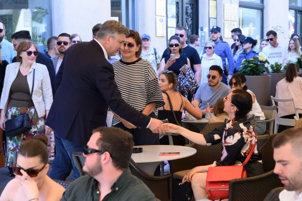 Nina Badrić i Andrej Plenković.jpg