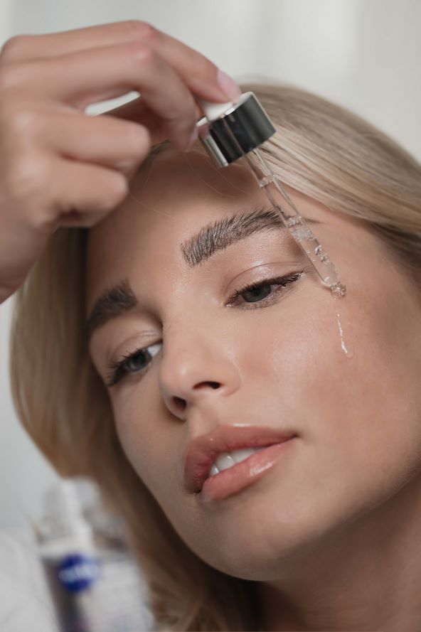 Elena Dizdar Nivea hijaluronski serum skincare