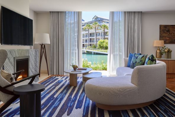 OO_CapeTown_IslandSuite _Living_063_HR-2.jpg