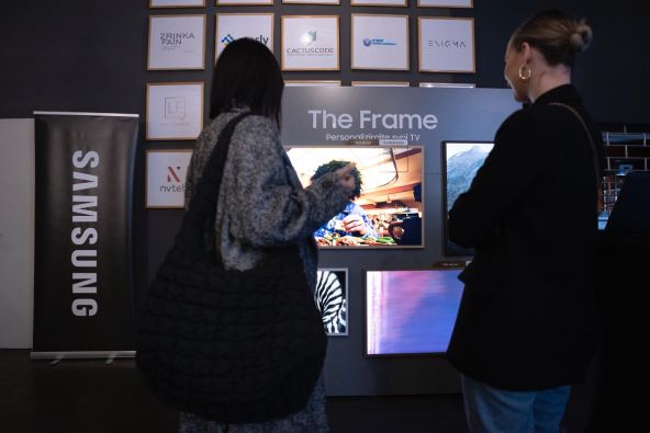 Samsung 03.jpg