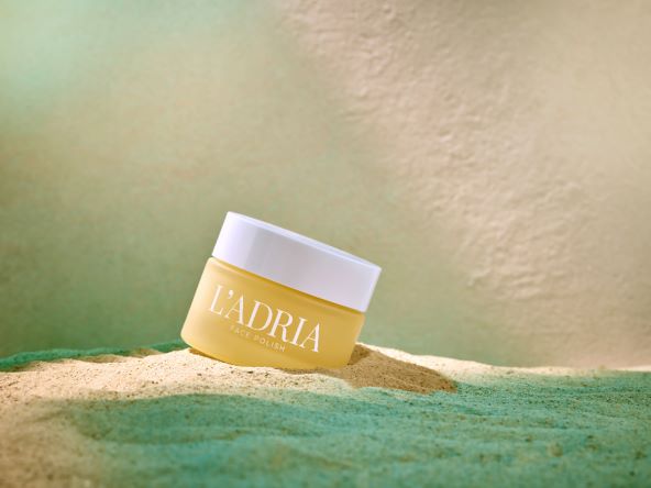 LADRIA - Face Polish.jpg