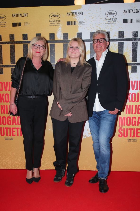 Zrinka Ogresta, Dubravko Merlic i kćer.