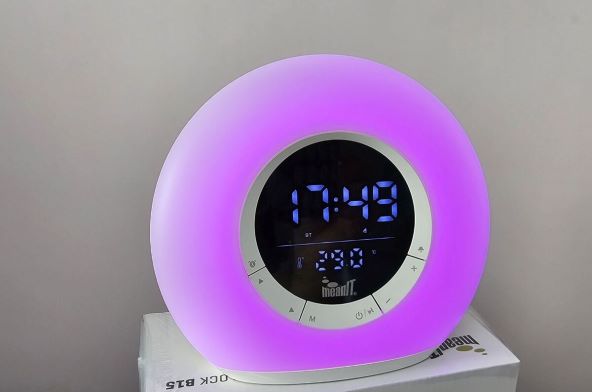 meanit B15 zvučnik radio budilica (10).jpg