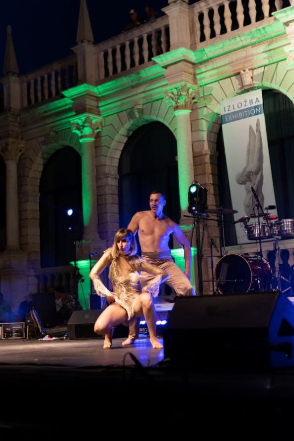 HVAR SALSA - NATASA PAVICEVIC-small.jpg