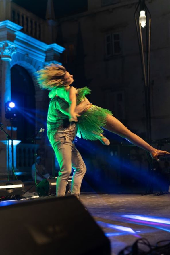 HVAR SALSA - TARA I MATEO-small.jpg