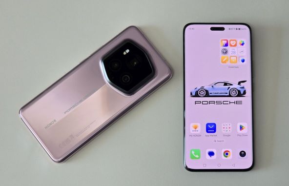 Porsche Design Honor Magic6 RSR (6).jpg