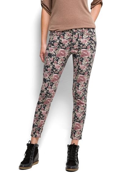 Kako nositi hlače s printom?