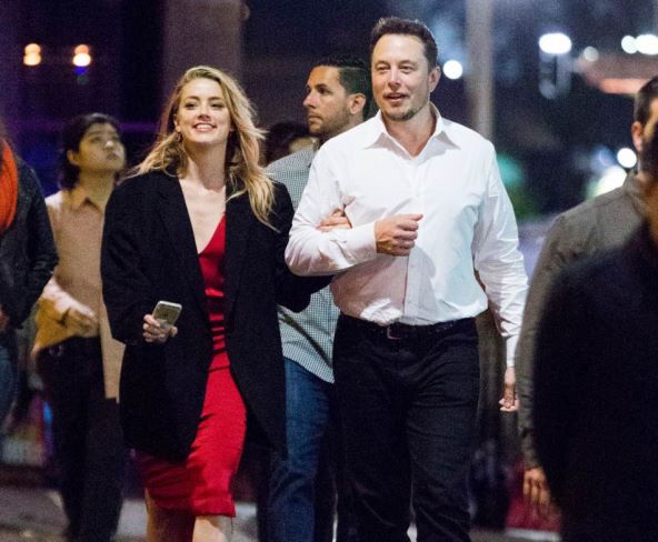 Musk i Amber Heard imali su burnu romansu