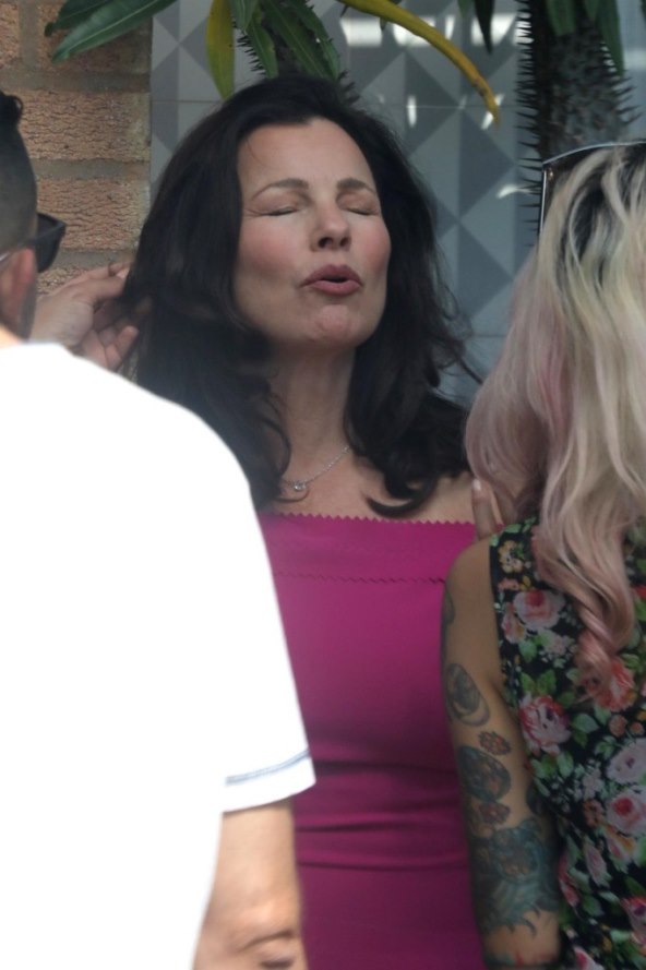 STARI LI ONA UOPĆE? I u sedmom desetljeću života poznata glumica izgleda odlično